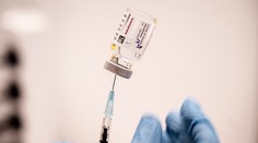 AstraZeneca zníži dodávku vakcín pre EÚ