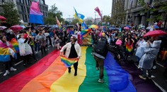 Na pochode EuroPride v Belehrade zadržali desiatky ľudí. Konal sa napriek zákazu od vlády
