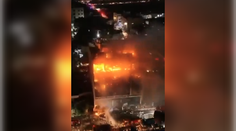 VIDEO: Nákupné centrum sa zmenilo na smrtiacu pascu. Požiar v irackom meste má najmenej 60 obetí