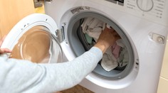 Priveľa pracieho prostriedku či nevhodné tkaniny. Niektorými zvyklosťami pri praní ničíme svoju práčku