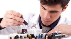 Mladý Slovák vyhral na medzinárodnej súťaži počítačových sietí