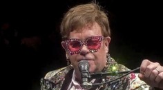 Elton John odchádza z Twitteru. Toto je dôvod