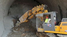 Začali raziť tunel, na ktorý bude nadväzovať 29 mostov i ďalší tunel