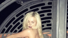 Vulgárne fotky z traktora. Takúto farmárku u nás našťastie nemáme