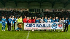 Hokejové srdce pre Čiša: Začala sa dražba dresov, zapojili sa aj hviezdy NHL