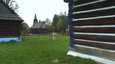 Chalupy a kostol putovali do Starej Ľubovne dokonca aj legendárnym trabantom. Najmladší skanzen Slovenska oslavuje