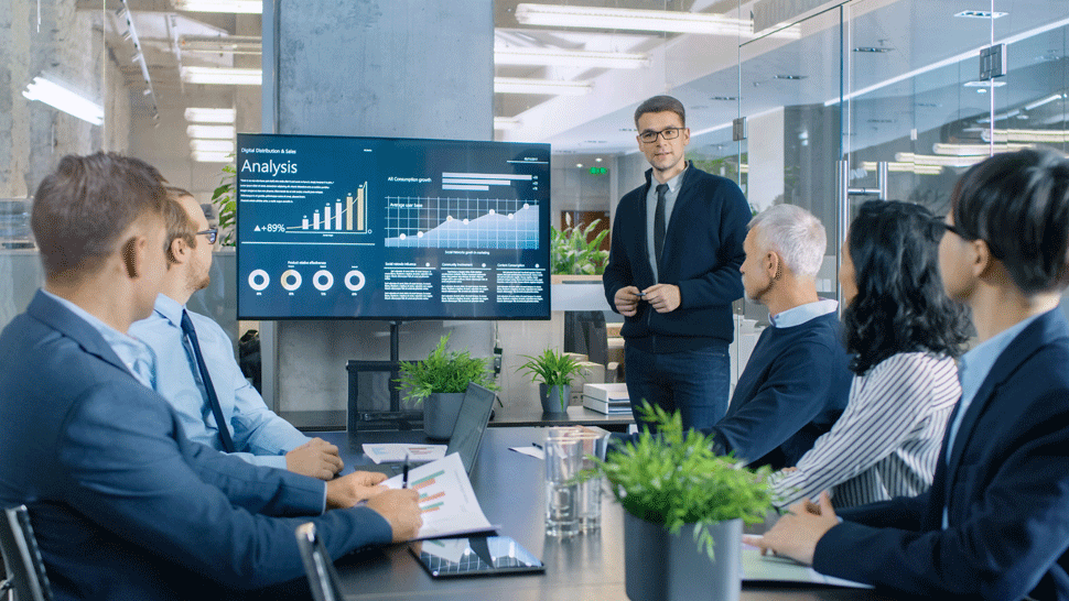 Firma testuje štvordňový pracovný týždeň. Platy zamestnancov pritom neznížia