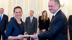 Premiérová manželka Svetlana Ficová je už profesorka občianskeho práva