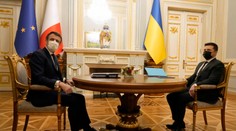 K eskalácii situácie na Ukrajine nedôjde, povedal prezident Macron po stretnutí s Putinom