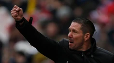 Atletico tlačí na Barcelonu, Simeone: "Bude ťažké odrážať náš nápor"