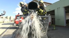 Ľadová výzva na Slovensku konečne začína pomáhať. Príspevky pribúdajú
