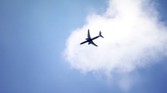 Aljašská sopka vychrlila sopečný stĺp, ktorý môže ohroziť lietadlá