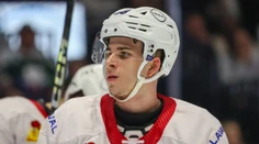 Do zámoria šiel spolu so Slafkovským ako veľká nádej. Sen Slováka o NHL sa však rozpadá