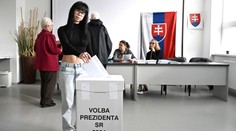 Najstarší aj najmladší voliči. Pani Mária má 102 rokov, Dorota dosiahla plnoletosť pred pár dňami