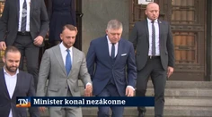 Minister konal nezákonne