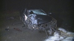 Mladý vodič si na Nový rok v aute zabil 17-ročnú priateľku, rodičov musel utešovať farár