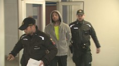 Z okna vyhodil televízor aj kuchynské riady. Sudca rozhodol o osude mladého muža