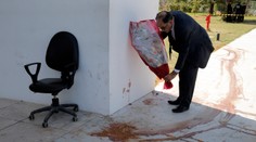 Polícia pátra po treťom útočníkovi z múzea Bárdú