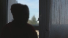 Sused sexuálne zneužil jej nevidiacu dcéru. Matka dieťaťa prehovorila, aby varovala ďalších