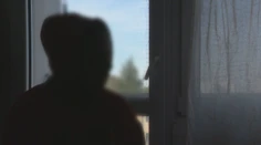 Sused sexuálne zneužil jej nevidiacu dcéru. Matka dieťaťa prehovorila, aby varovala ďalších