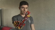 Ako 9-ročný si postavil robotickú ruku z Lega. David svoj život zasvätil výrobe umelých končatín
