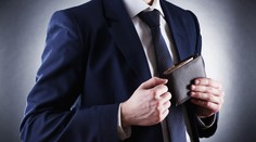 Doma tajíme, koľko zarobíme a míňame