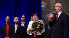 Jiří Drahoš si po prehratých voľbách zaspieval