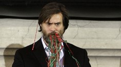 Vedci odhalili tajomstvo, prečo nás komici vedia rozosmiať