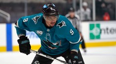Vedenie NHL nenašlo dôkazy, že Evander Kane stávkoval na zápasy