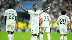 Real Madrid zvíťazil vďaka hetriku Viniciusa, no po dueli počítal straty. Zápas Valencie odložili