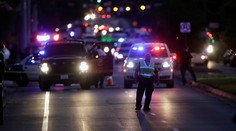 Balíčkový útočník terorizujúci Texas sa odpálil v aute po naháňačke s políciou