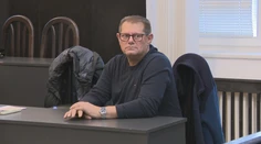 Najznámejší falošný lekár sa opäť postavil pred súd. Stále tvrdí, že všetko bolo inak