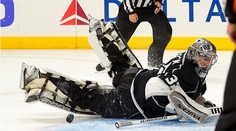 Quick vychytal víťazstvo Kings, Rangers strelili dva góly v priebehu štyroch sekúnd