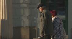 Viacerým vdovám a vdovcom obnoví Sociálna poisťovňa na budúci rok vyplácanie dôchodkov