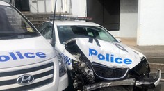 Najnešikovnejší díler: S dodávkou plnou drog za milióny dolárov narazil do policajtov