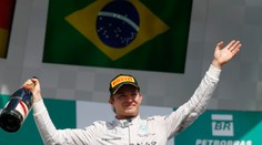 Rosberg triumfoval na VC Brazílie, skresal Hamiltonov náskok na 17 bodov