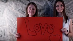 Gymnazisti z Vranova poslali klip svetovým lídrom