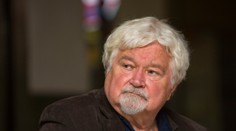 Pithart: Slováci rozdelením Česko-Slovenska stratili svoj najväčší mindrák