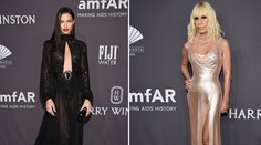Móda z AmfAR: Adriana Lima ako bohyňa, Donatella sa o chvíľu asi rozpadne