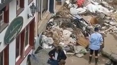 Nehorázne klamstvo reportérky: Natrela sa blatom a predstierala, že pomáha v zatopenom meste