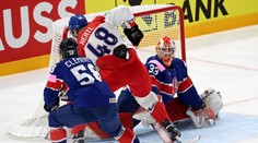 Česi aj Švajčiari zvládli úvodné zápasy a potvrdili rolu favoritov