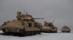 „Ako na tom jazdia Ukrajinci?“ pýta sa šokovaný Rus na „zabijaka tankov“ Bradley. Nechápe absurdnú vec