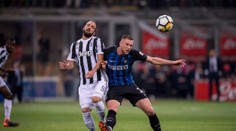 Portál goal.com zaradil Škriniara do najlepšej jedenástky Európy