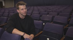 Peter Pecha je úspešný a talentovaný herec. Stačilo však málo a herectvu by sa možno vôbec nevenoval