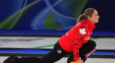 Olympiáda ani oficiálne nezačala a Česi sa už sťažujú. Po prehre s Kanadou nadávali na ľad