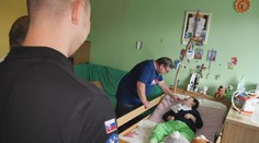 Ak nepomôže štát, pomôžeme my, reagujú ľudia po dojímavej reportáži o rodine s chorým dievčaťom