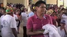 Nevesta, aká sa len tak nevidí. Ženícha môže v budúcnosti aj zožrať