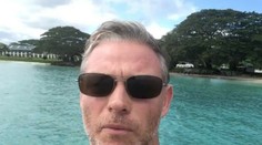 Rajský ostrov sa pre Brita premenil na peklo. Pre koronavírus sa nemôže vrátiť domov za rodinou