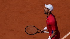 Djokovič má vytúžené zlato. V úchvatnom finále Alcarazovi oplatil porážku z Wimbledonu