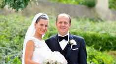 SVADOBNÉ FOTO: Primátor Rybníček sa dnes oženil